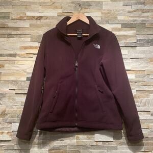 The North Face Women’s M Fleece Jacket | Plum Full Zip Outdoor Layer NWOT
